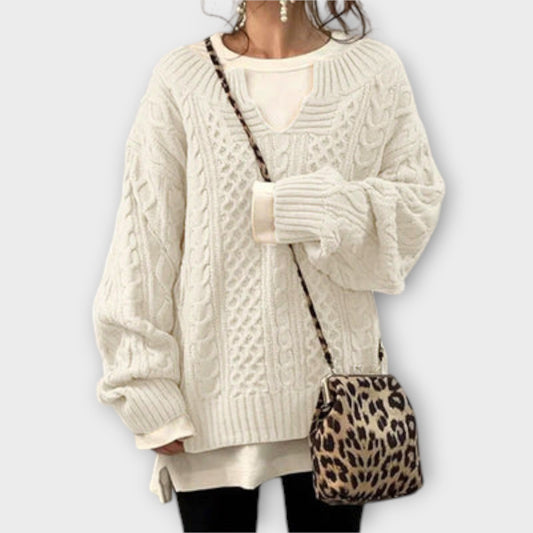 Lili - Oversized Knit Sweater with Cable Pattern